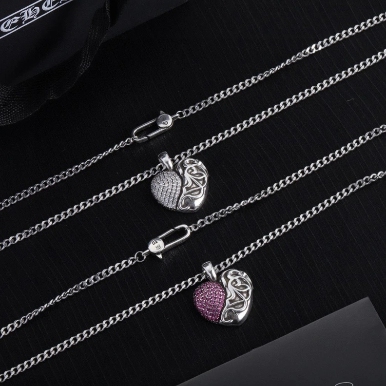 Chrxmx Hxxrts Necklaces Breathable 296137