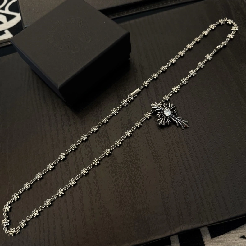 NewStyle Chrxmx Hxxrts Necklaces 296136