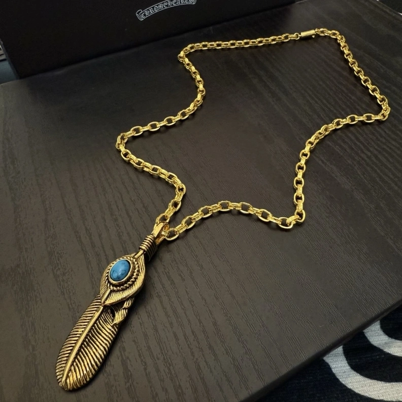 EyeCatching Chrxmx Hxxrts Necklaces 296129