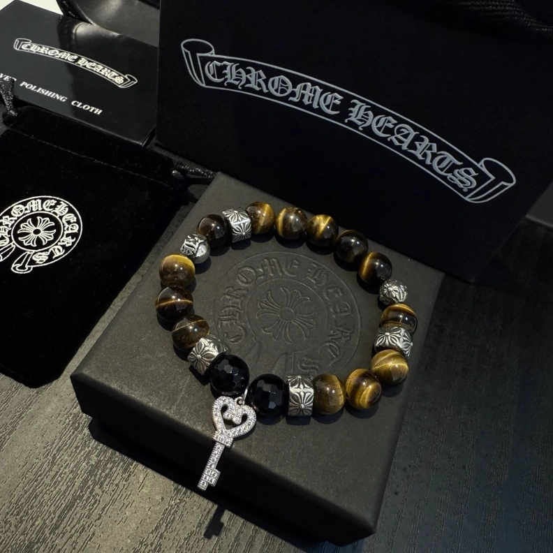 Fashionable Chrxmx Hxxrts Bracelets 296575