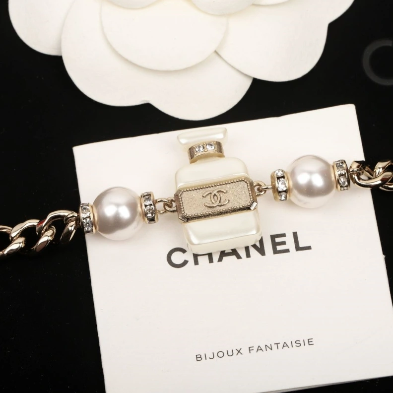 Durable Chxnxl Necklaces 285024
