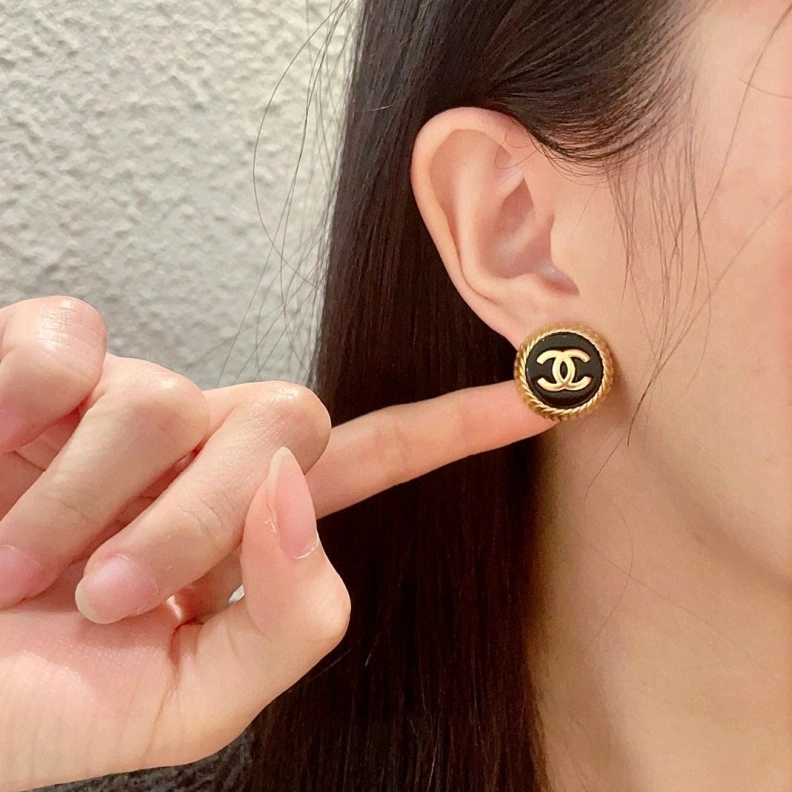 Compact Chxnxl Earrings 284503