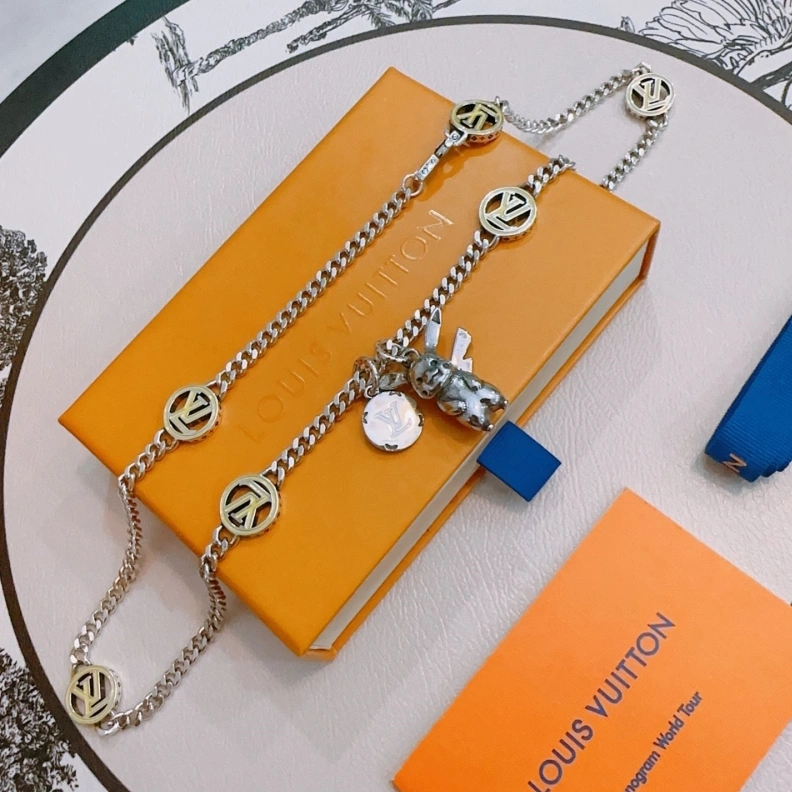 Breathable LX Necklaces 308567