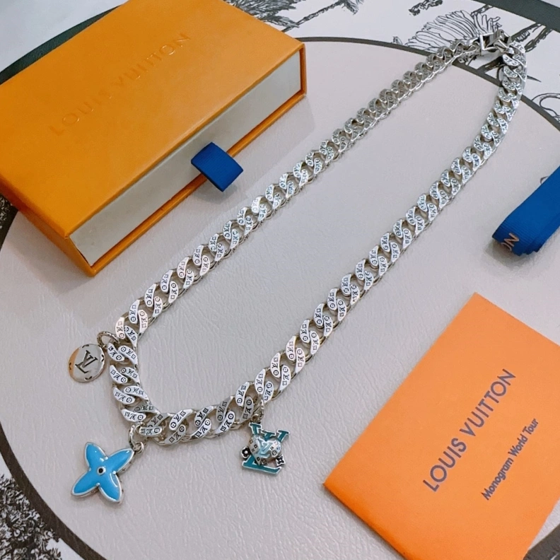 WellDesigned LX Necklaces 308565