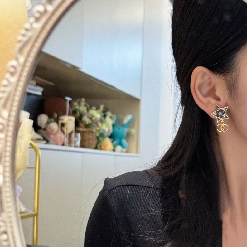 Unique Chxnxl Earrings 284484