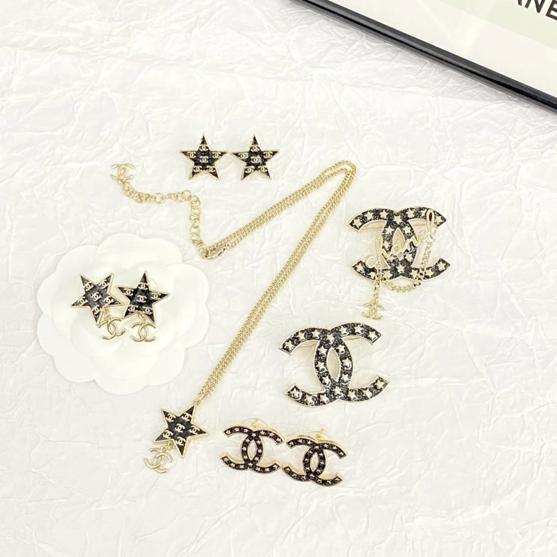 Unique Chxnxl Earrings 284484