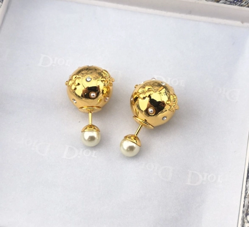 Christian Dxxr Earrings Durable 293936