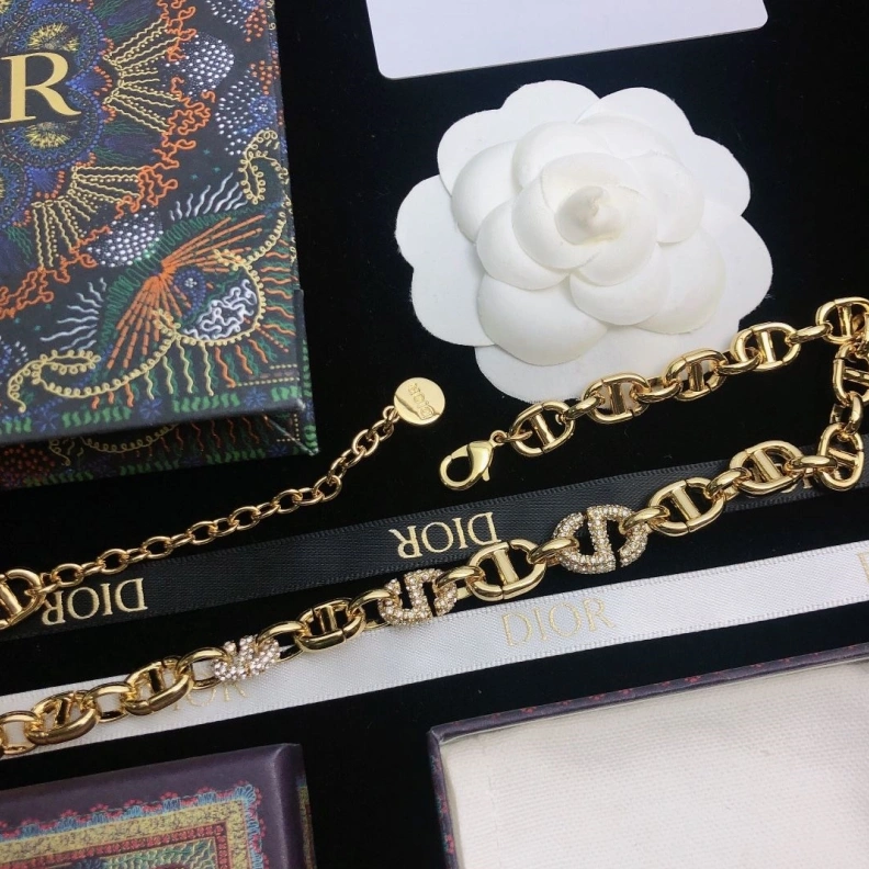 Efficient Christian Dxxr Necklaces 293765