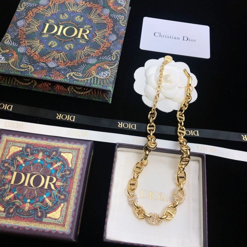 Efficient Christian Dxxr Necklaces 293765
