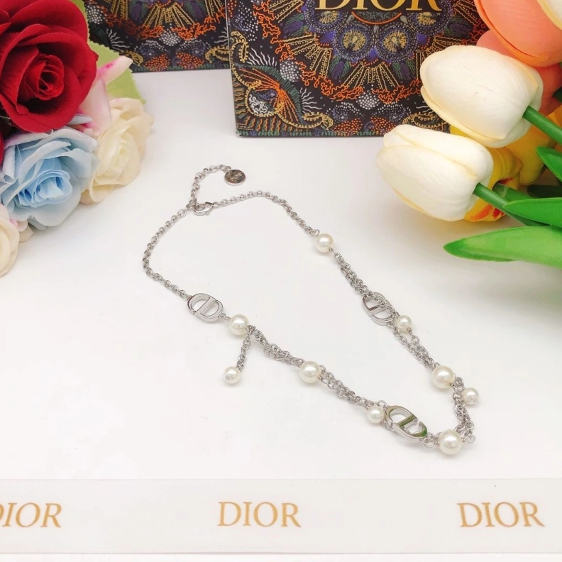 Christian Dxxr Necklaces Elegant 294424
