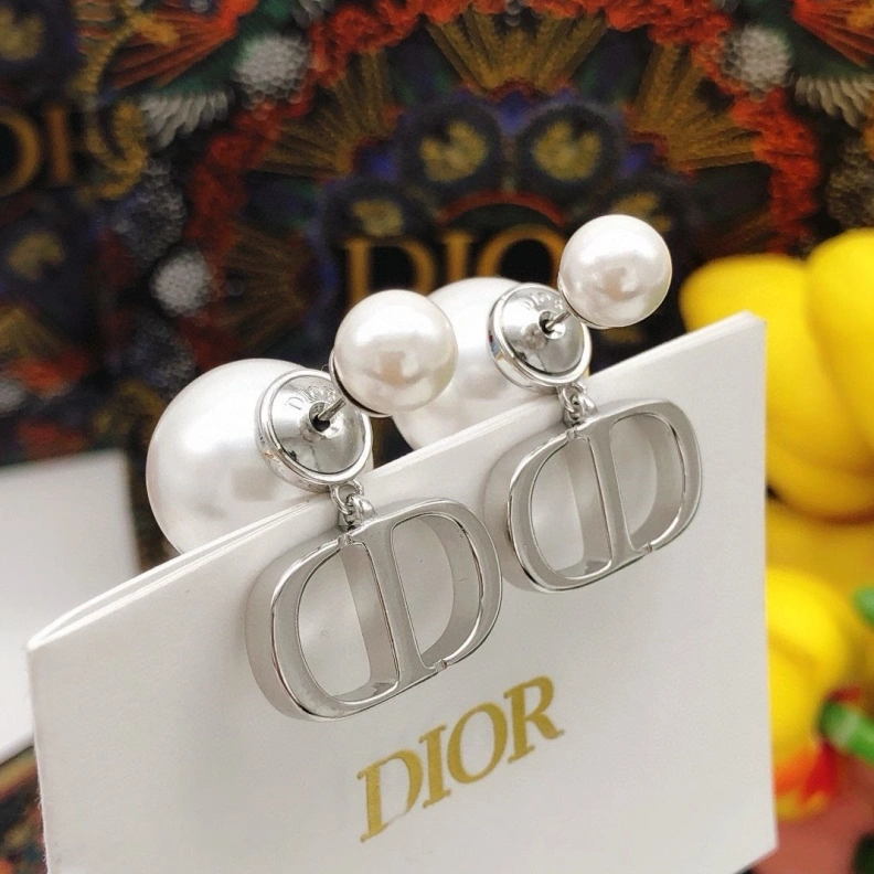 Resilient Christian Dxxr Earrings 294562