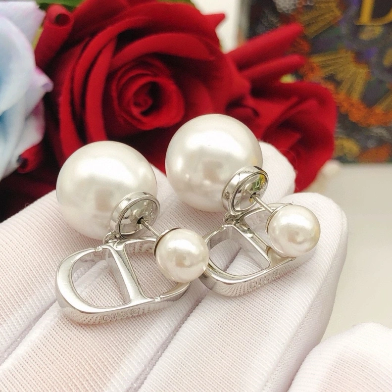 Resilient Christian Dxxr Earrings 294562