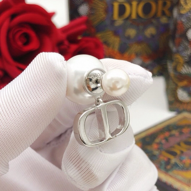 Resilient Christian Dxxr Earrings 294562