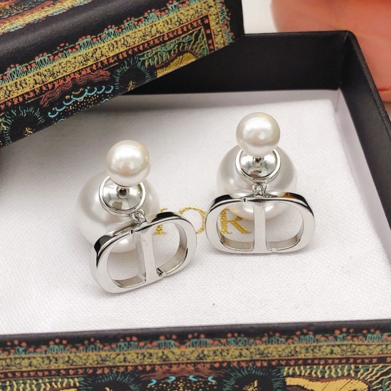 Resilient Christian Dxxr Earrings 294562