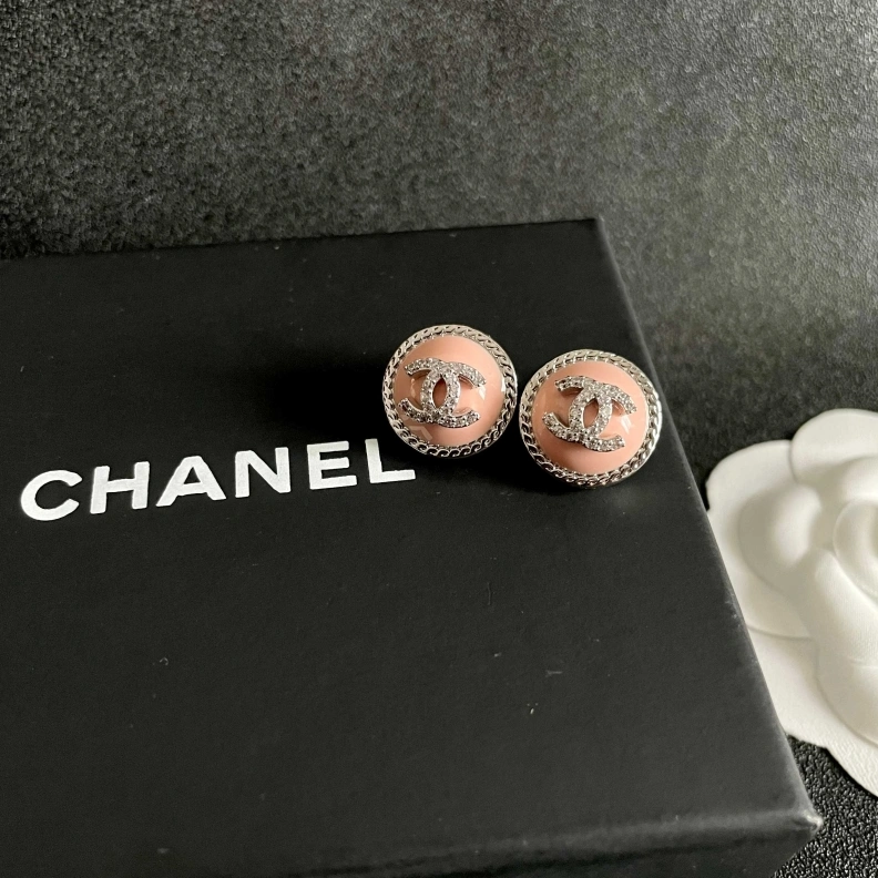 Comfortable Chxnxl Earrings 284475