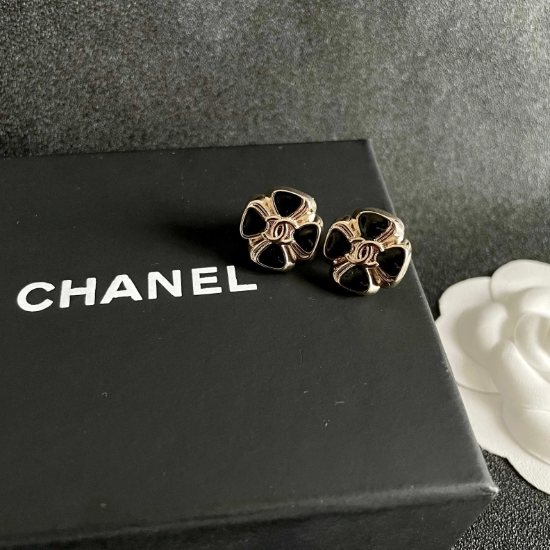 Soft Chxnxl Earrings 284483
