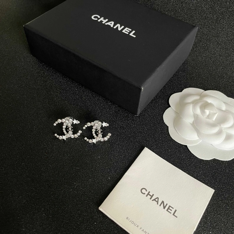 Durable Chxnxl Earrings 284472