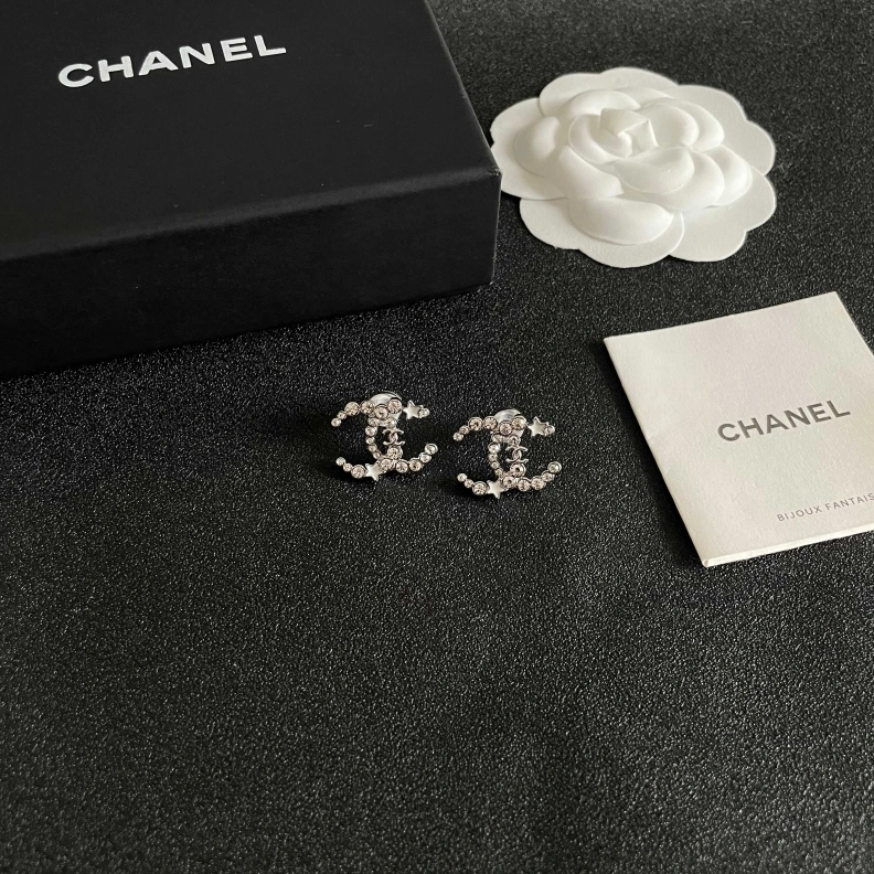 Durable Chxnxl Earrings 284472