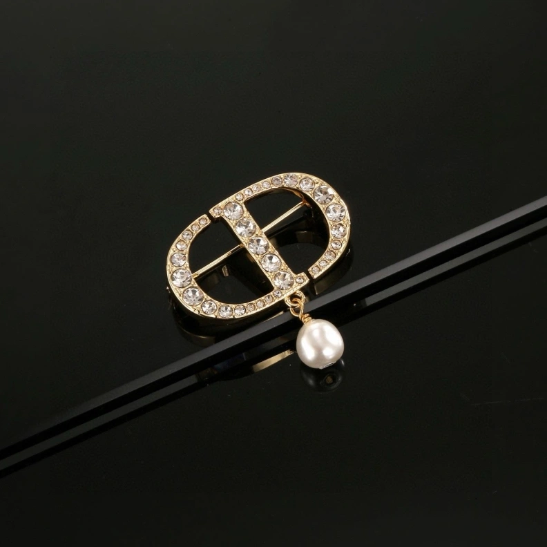 Christian Dxxr Brooches SmartChoice 293981