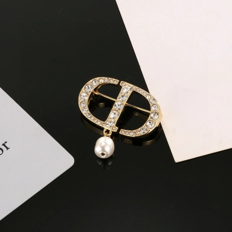 Christian Dxxr Brooches SmartChoice 293981