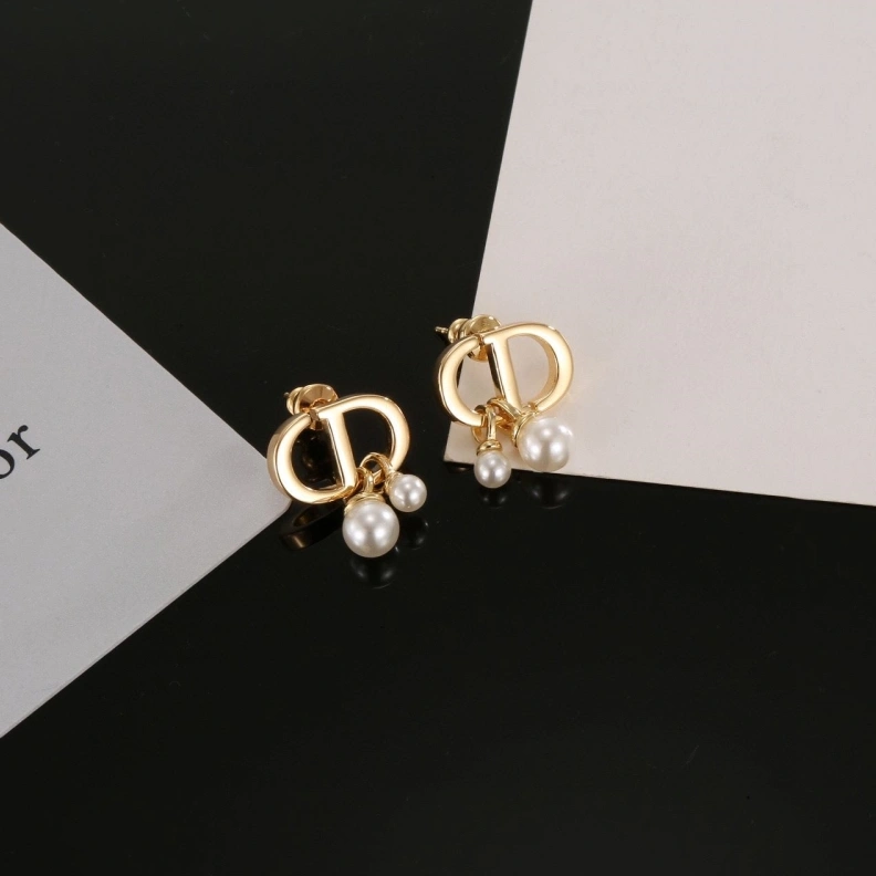 Christian Dxxr Earrings Classic 293933
