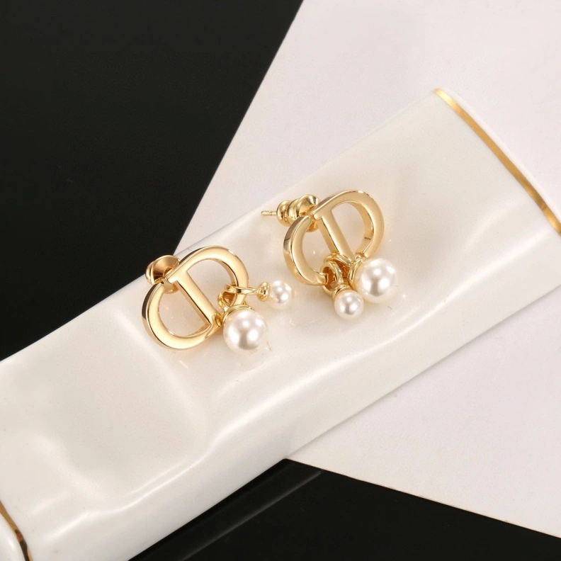Christian Dxxr Earrings Classic 293933