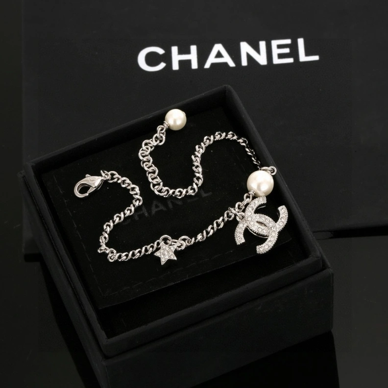 Modern Chxnxl Necklaces 285012
