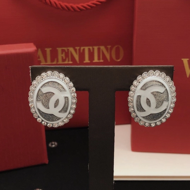 Resilient Chxnxl Earrings 284465