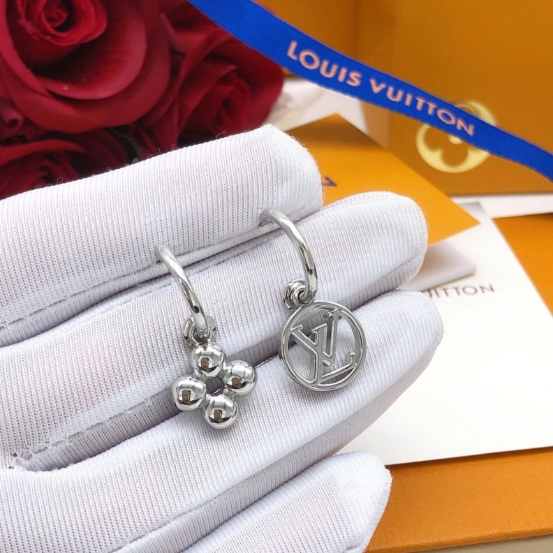Comfortable LX Earrings 308666