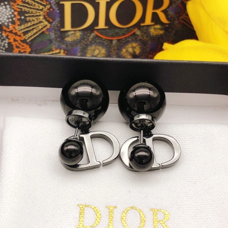 Durable Christian Dxxr Earrings 293931