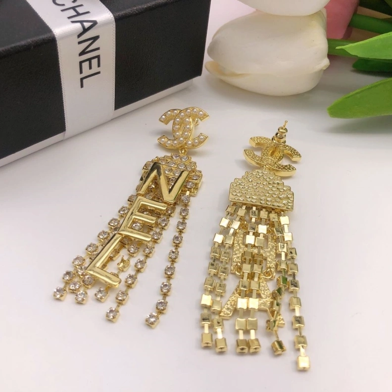 Comfortable Chxnxl Earrings 284460