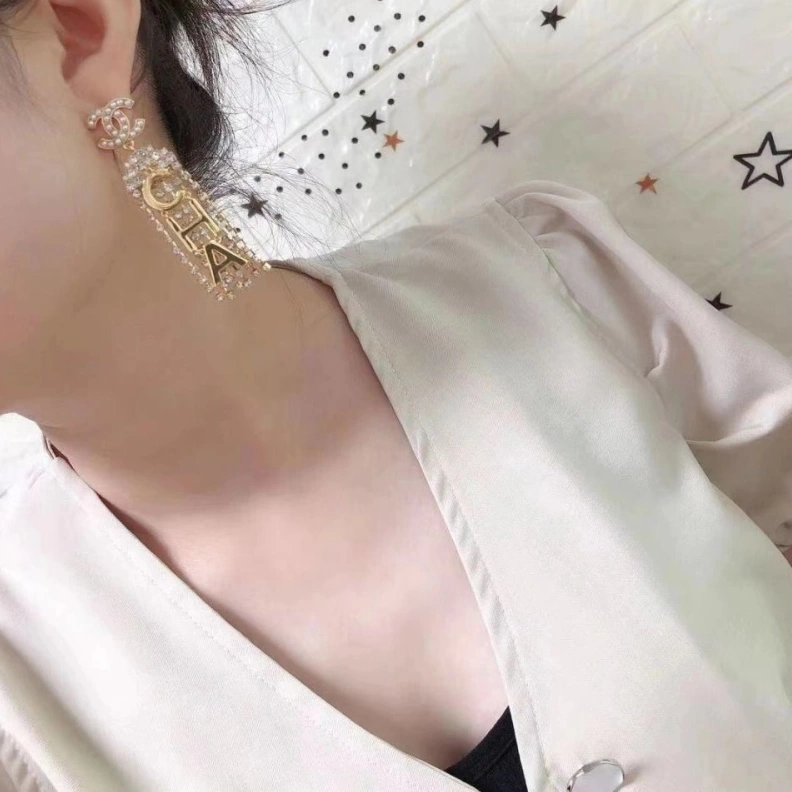 Comfortable Chxnxl Earrings 284460
