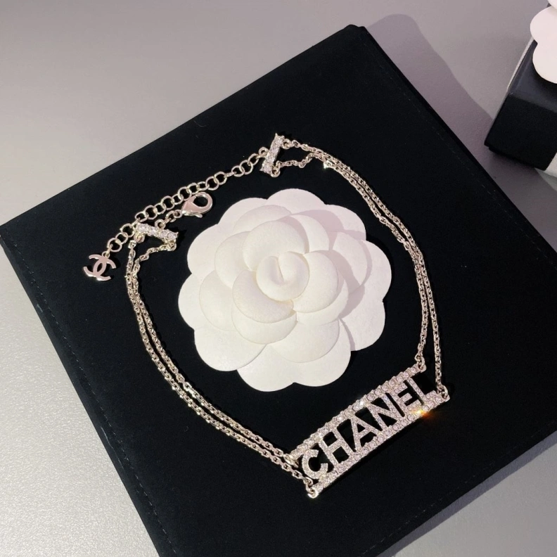 Cozy Chxnxl Necklaces 284993