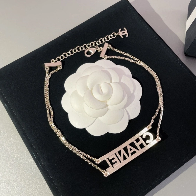 Cozy Chxnxl Necklaces 284993
