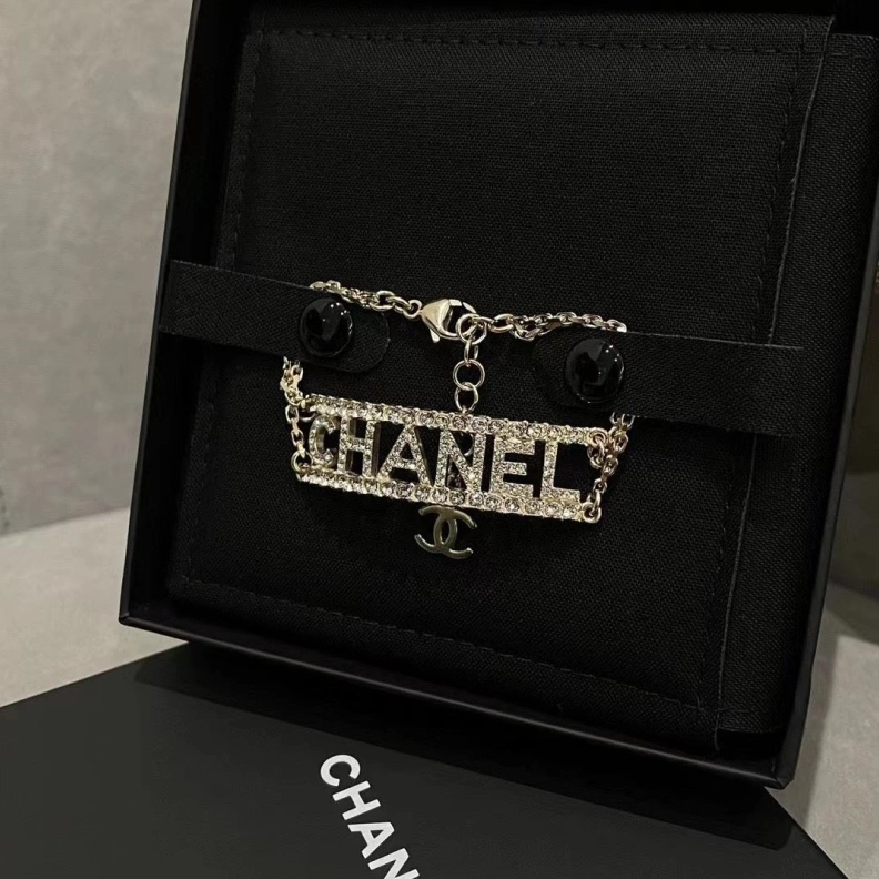 Cozy Chxnxl Necklaces 284993