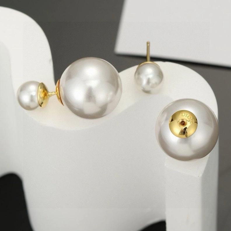 Lightweight Christian Dxxr Earrings 293929