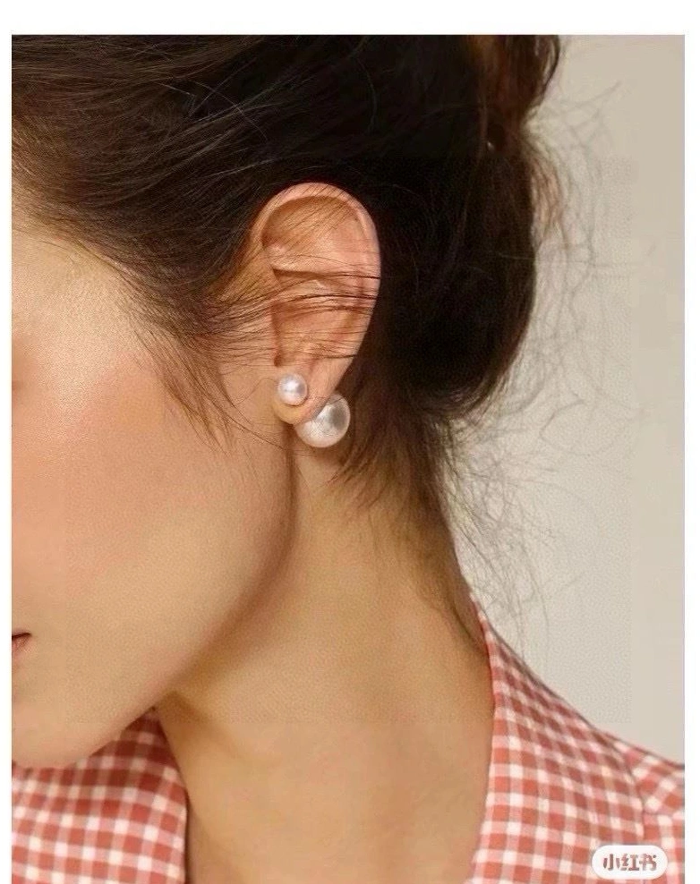 Lightweight Christian Dxxr Earrings 293929