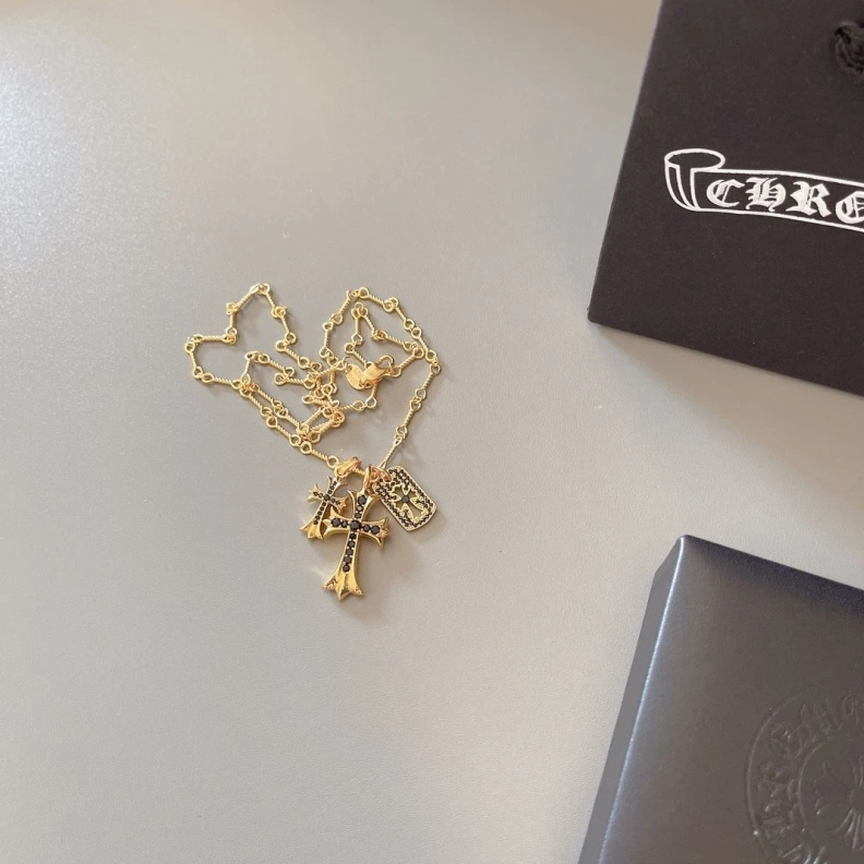Chrxmx Hxxrts Necklaces DailyWear 296121