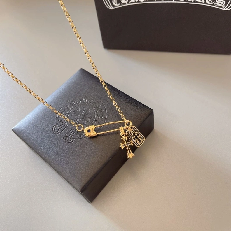 Comfortable Chrxmx Hxxrts Necklaces 296127