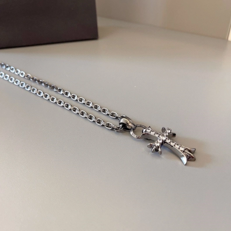 Compact Chrxmx Hxxrts Necklaces 296110