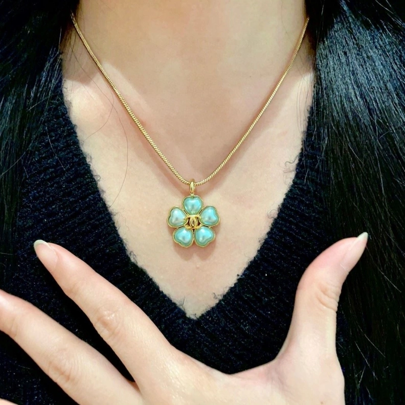 Modern Chxnxl Necklaces 285002