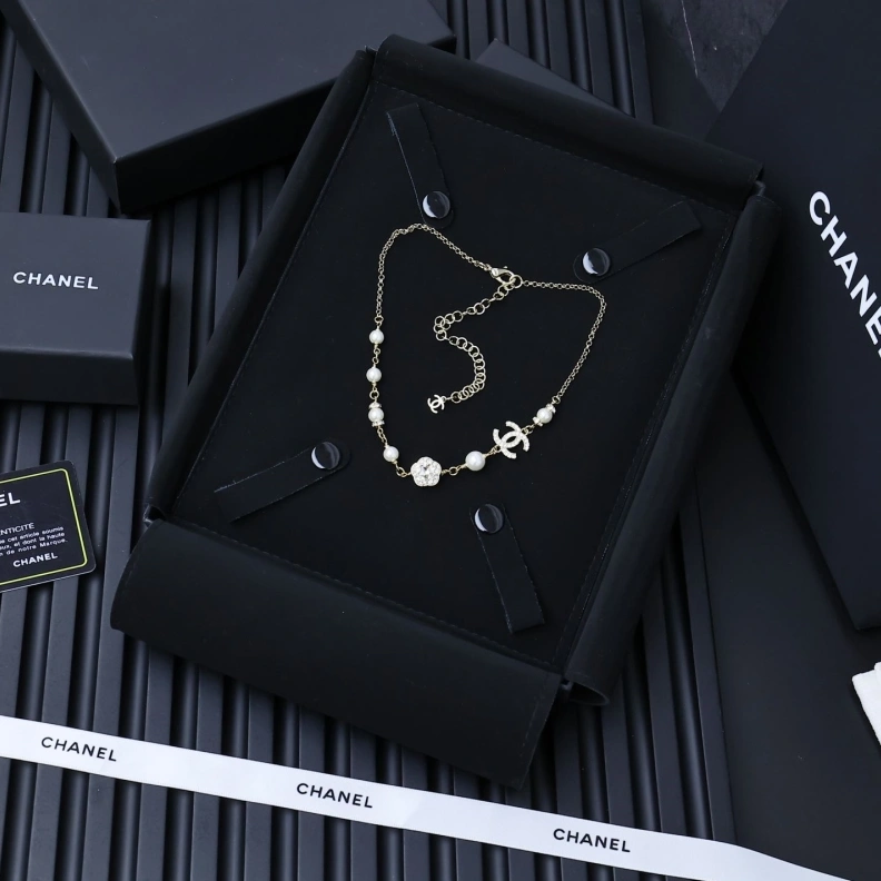 Chxnxl Necklaces ModernLook 285005