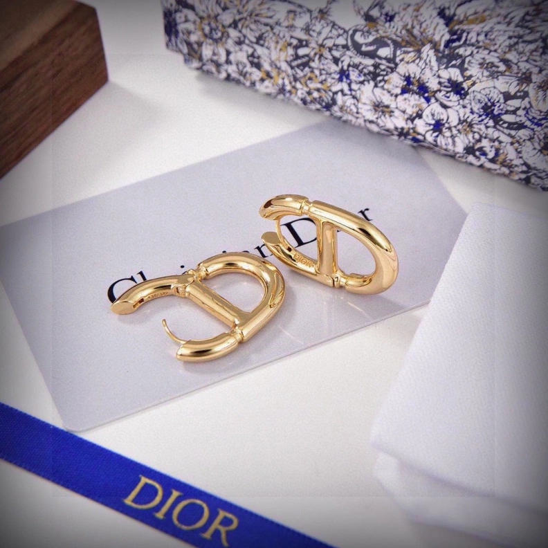 Sleek Christian Dxxr Earrings 293927