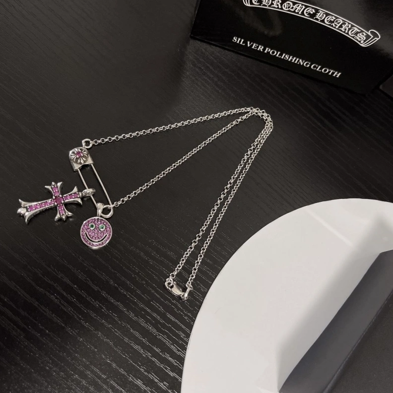 GoodFit Chrxmx Hxxrts Necklaces 297912