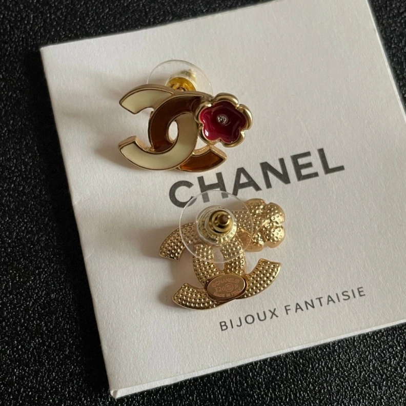 Minimalist Chxnxl Earrings 284420