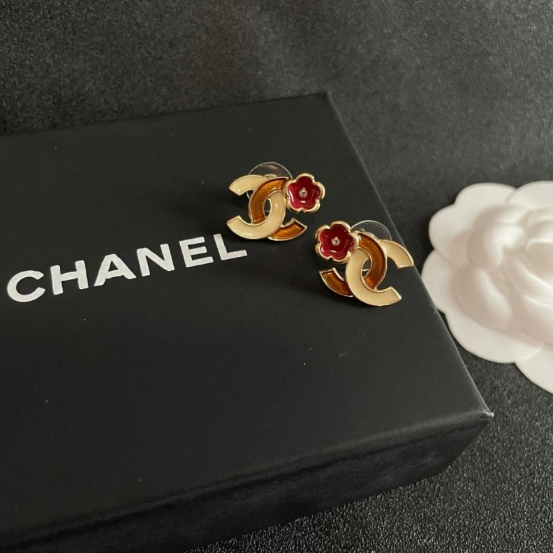Minimalist Chxnxl Earrings 284420