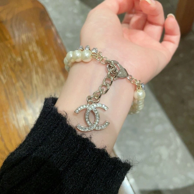 Versatile Chxnxl Bracelets 284727