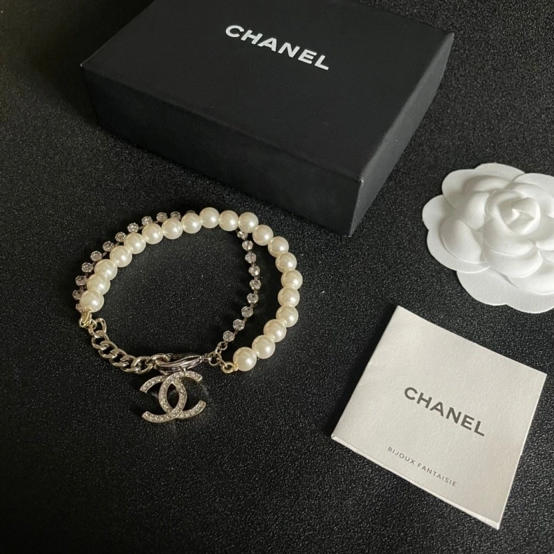 Versatile Chxnxl Bracelets 284727