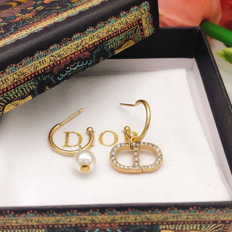 Lightweight Christian Dxxr Earrings 293919