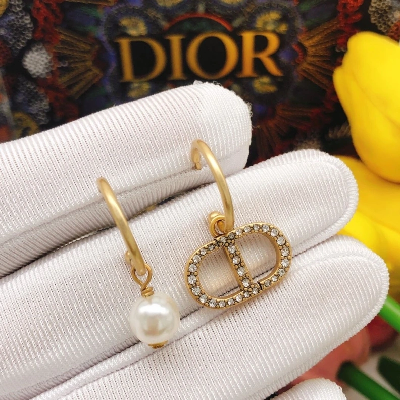 Lightweight Christian Dxxr Earrings 293919